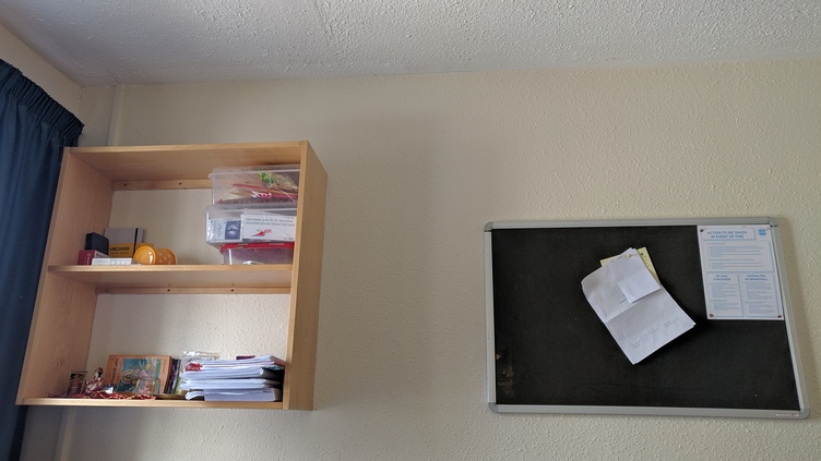 shelf-and-notice-board